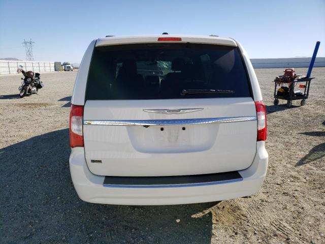 Photo 5 VIN: 2C4RC1BGXCR213157 - CHRYSLER TOWN & COU 