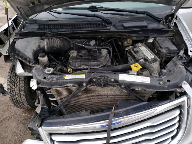 Photo 11 VIN: 2C4RC1BGXCR350731 - CHRYSLER TOWN & COU 