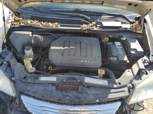 Photo 11 VIN: 2C4RC1BGXCR386760 - CHRYSLER TOWN & COU 