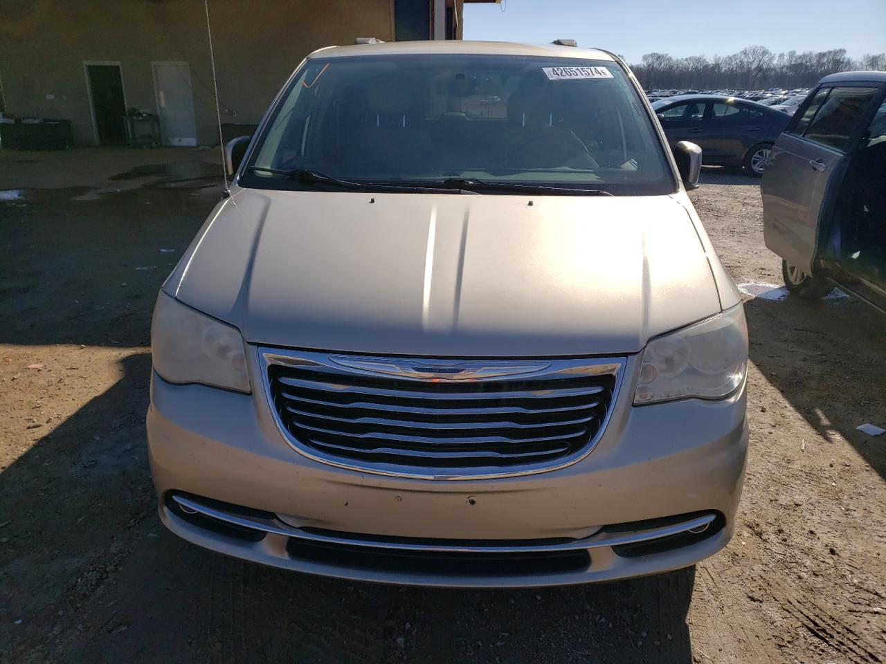 Photo 4 VIN: 2C4RC1BGXDR517879 - CHRYSLER TOWN & COUNTRY 