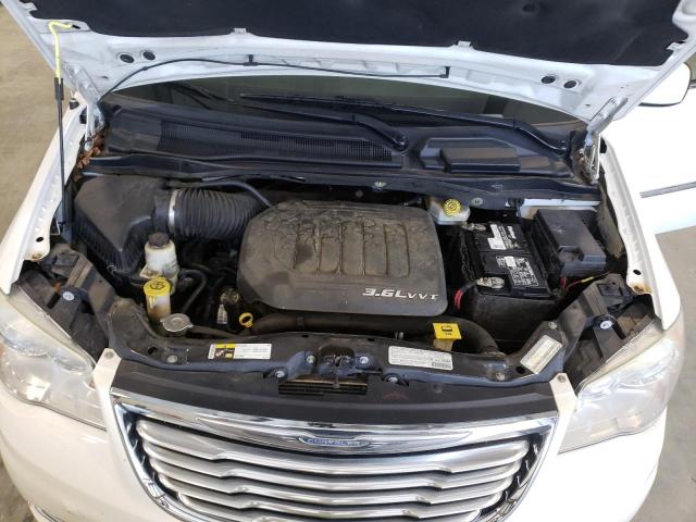 Photo 6 VIN: 2C4RC1BGXDR721548 - CHRYSLER TOWN &AMP COU 