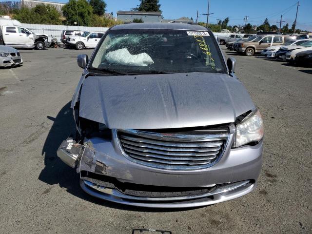 Photo 4 VIN: 2C4RC1BGXDR742402 - CHRYSLER TOWN & COU 