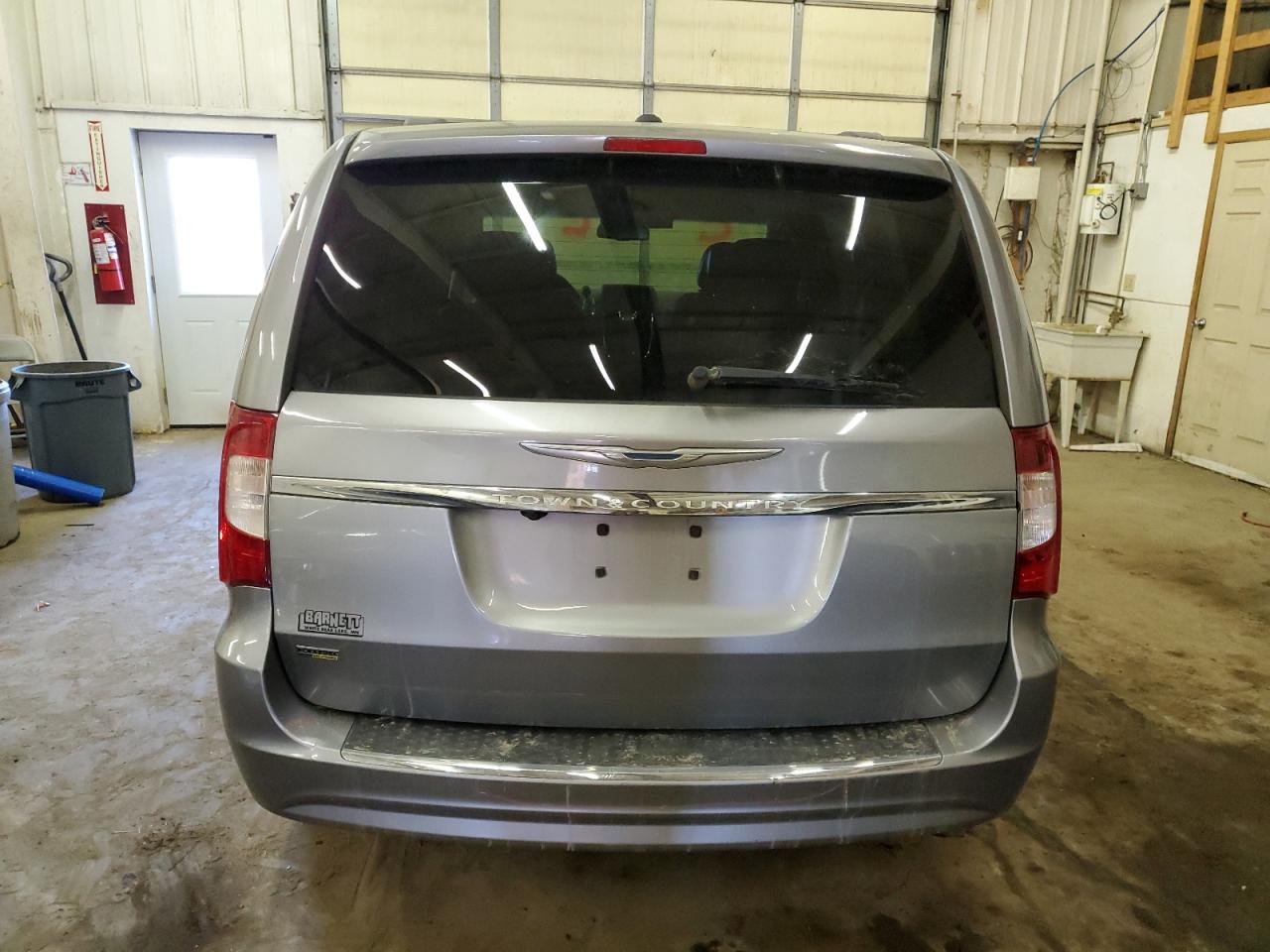 Photo 5 VIN: 2C4RC1BGXDR744974 - CHRYSLER TOWN & COUNTRY 