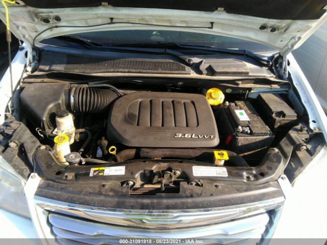 Photo 9 VIN: 2C4RC1BGXER126247 - CHRYSLER TOWN & COUNTRY 