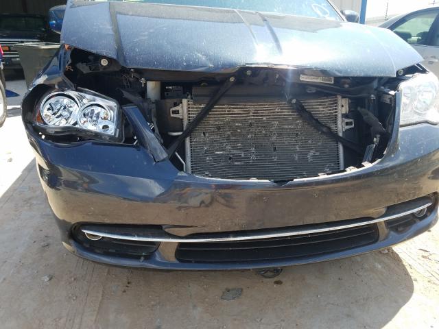 Photo 8 VIN: 2C4RC1BGXER277492 - CHRYSLER TOWN & COU 