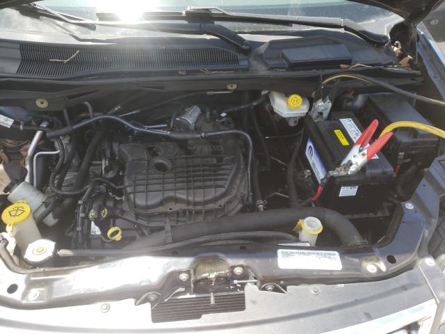 Photo 6 VIN: 2C4RC1BGXER293613 - CHRYSLER TOWN &AMP COU 