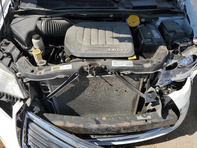 Photo 11 VIN: 2C4RC1BGXER454073 - CHRYSLER TOWN & COU 