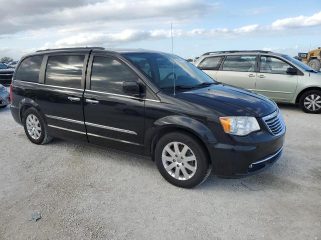 Photo 3 VIN: 2C4RC1BGXER469317 - CHRYSLER TOWN & COU 