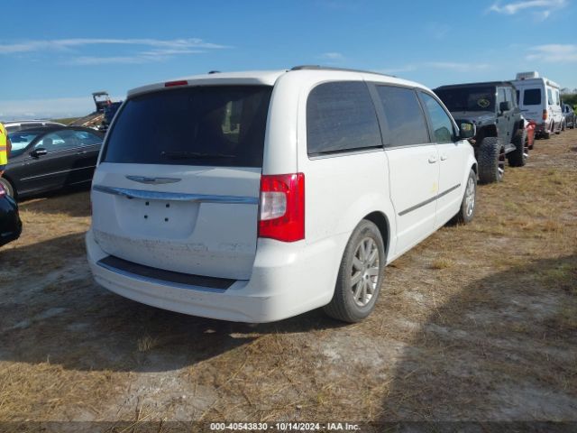 Photo 3 VIN: 2C4RC1BGXFR513513 - CHRYSLER TOWN AND COUNTRY 