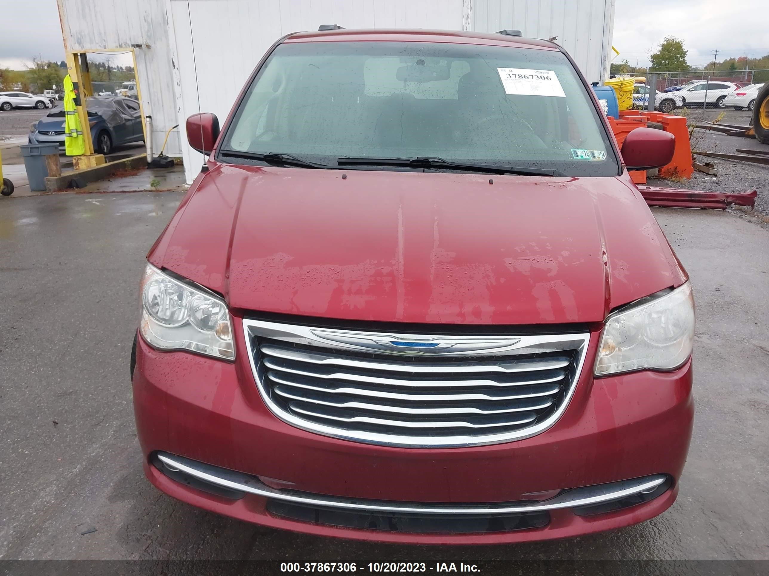 Photo 12 VIN: 2C4RC1BGXFR544471 - CHRYSLER TOWN & COUNTRY 