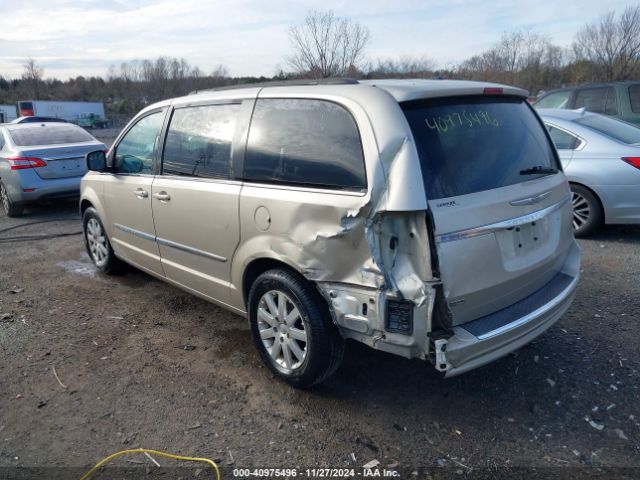 Photo 2 VIN: 2C4RC1BGXFR551677 - CHRYSLER TOWN AND COUNTRY 