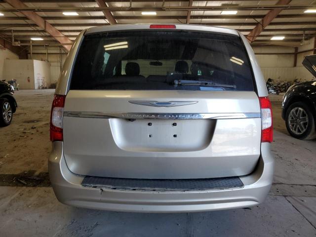 Photo 5 VIN: 2C4RC1BGXFR675156 - CHRYSLER TOWN & COU 