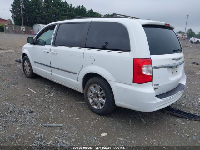 Photo 2 VIN: 2C4RC1BGXFR696153 - CHRYSLER TOWN & COUNTRY 