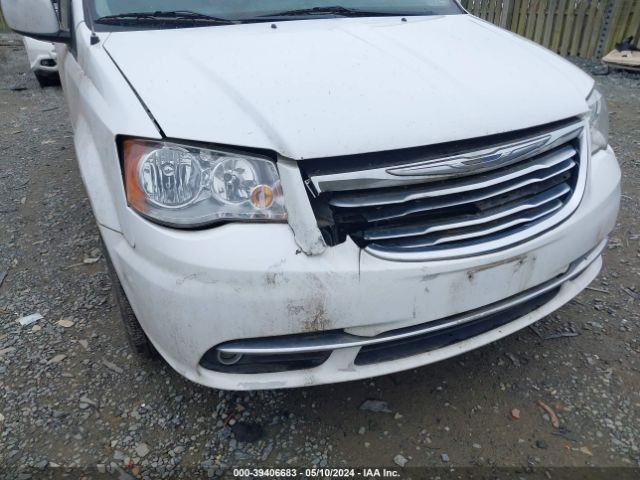 Photo 5 VIN: 2C4RC1BGXFR696153 - CHRYSLER TOWN & COUNTRY 