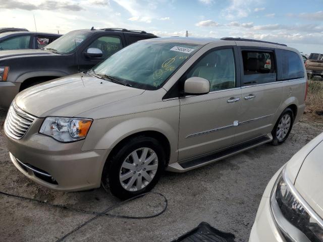 Photo 0 VIN: 2C4RC1BGXFR752740 - CHRYSLER TOWN & COU 