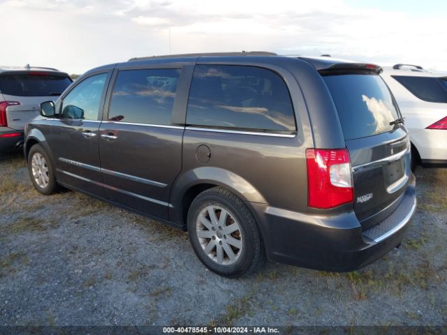 Photo 2 VIN: 2C4RC1BGXGR112996 - CHRYSLER TOWN AND COUNTRY 