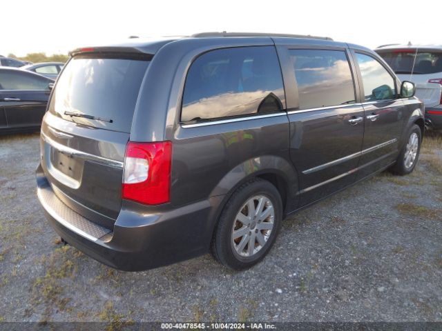 Photo 3 VIN: 2C4RC1BGXGR112996 - CHRYSLER TOWN AND COUNTRY 