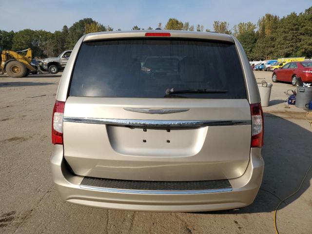 Photo 5 VIN: 2C4RC1BGXGR113243 - CHRYSLER TOWN & COU 