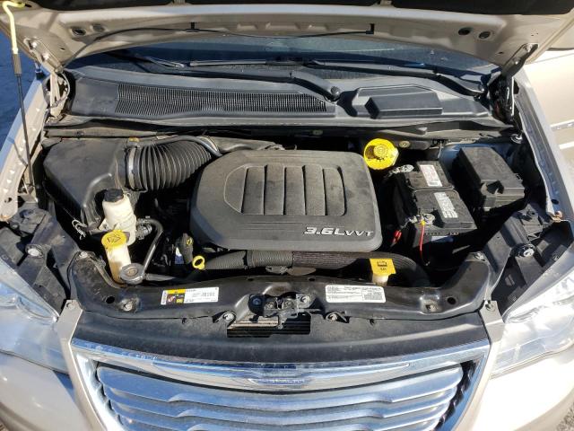 Photo 11 VIN: 2C4RC1BGXGR127255 - CHRYSLER TOWN & COU 