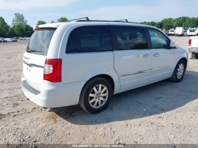 Photo 3 VIN: 2C4RC1BGXGR127675 - CHRYSLER TOWN AND COUNTRY 