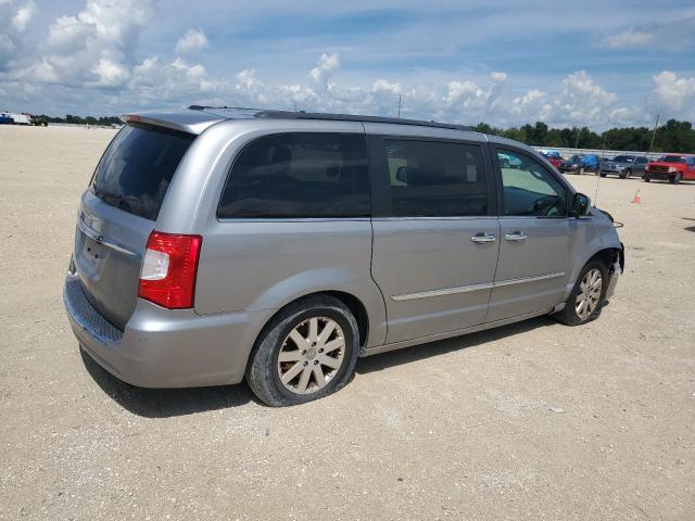 Photo 2 VIN: 2C4RC1BGXGR159493 - CHRYSLER TOWN & COU 