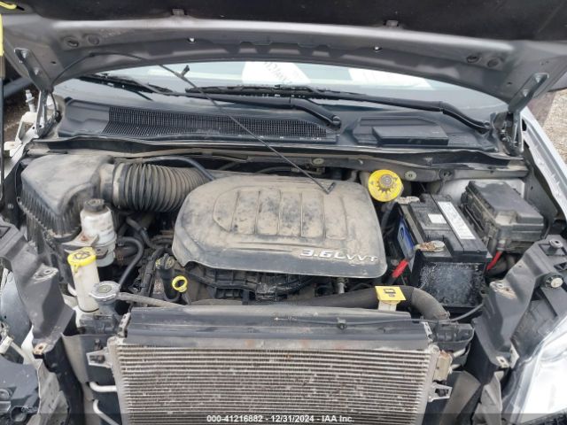 Photo 9 VIN: 2C4RC1BGXGR205307 - CHRYSLER TOWN AND COUNTRY 