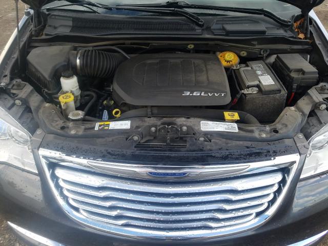 Photo 6 VIN: 2C4RC1BGXGR253034 - CHRYSLER TOWN & COU 