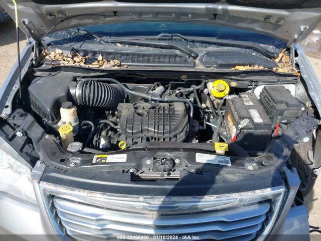 Photo 9 VIN: 2C4RC1BGXGR254457 - CHRYSLER TOWN & COUNTRY 