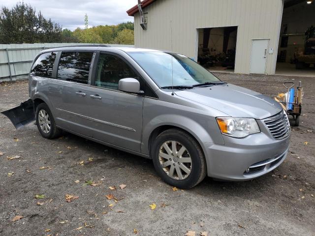 Photo 3 VIN: 2C4RC1BGXGR269170 - CHRYSLER TOWN & COU 