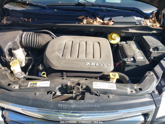 Photo 9 VIN: 2C4RC1BGXGR287572 - CHRYSLER TOWN & COUNTRY 