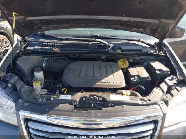 Photo 9 VIN: 2C4RC1BGXGR298555 - CHRYSLER TOWN AND COUNTRY 