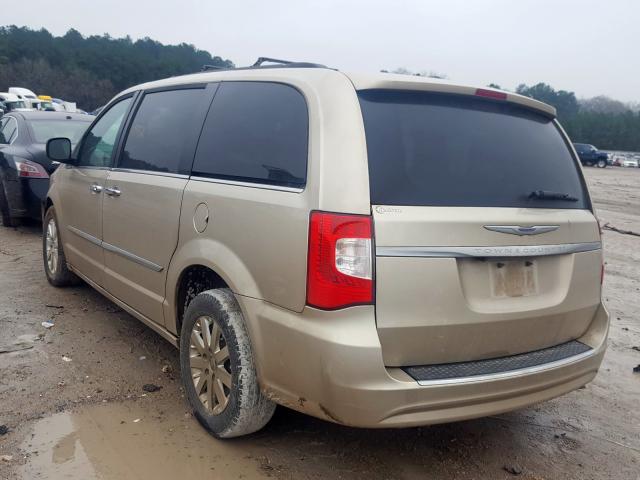 Photo 2 VIN: 2C4RC1BGXGR302782 - CHRYSLER TOWN & COU 