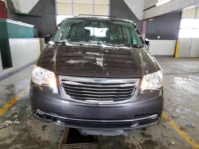 Photo 4 VIN: 2C4RC1BGXGR304841 - CHRYSLER TOWN & COU 