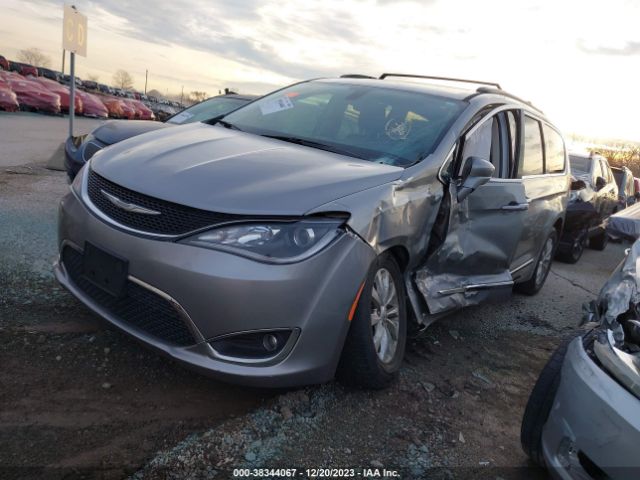 Photo 1 VIN: 2C4RC1BGXHR535157 - CHRYSLER PACIFICA 