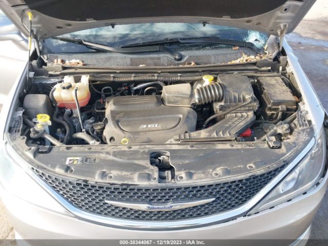 Photo 9 VIN: 2C4RC1BGXHR535157 - CHRYSLER PACIFICA 