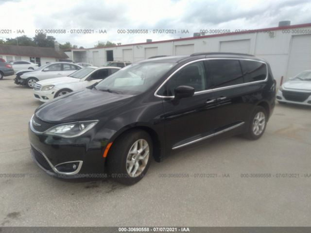 Photo 1 VIN: 2C4RC1BGXHR584925 - CHRYSLER PACIFICA 