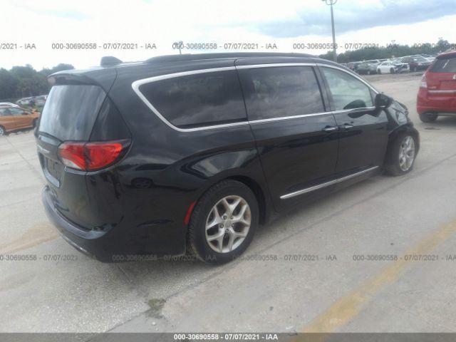 Photo 3 VIN: 2C4RC1BGXHR584925 - CHRYSLER PACIFICA 