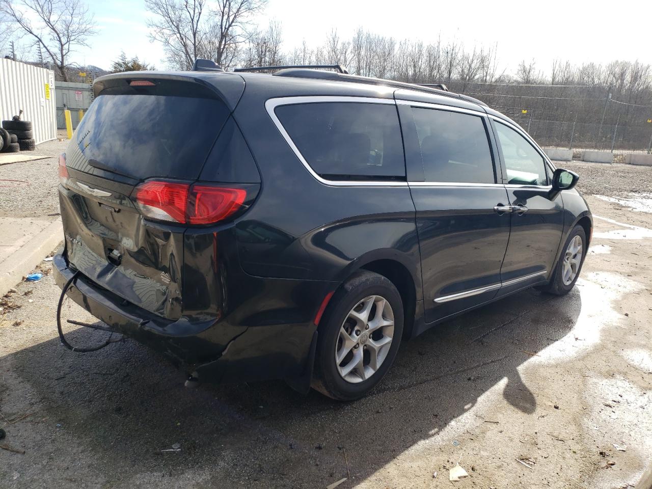 Photo 2 VIN: 2C4RC1BGXHR598534 - CHRYSLER PACIFICA 