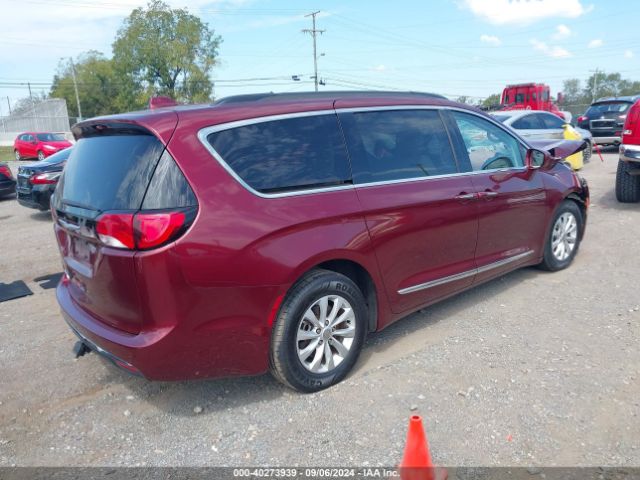 Photo 3 VIN: 2C4RC1BGXHR661275 - CHRYSLER PACIFICA 