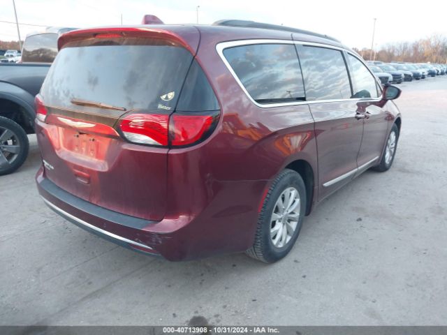 Photo 3 VIN: 2C4RC1BGXHR665603 - CHRYSLER PACIFICA 