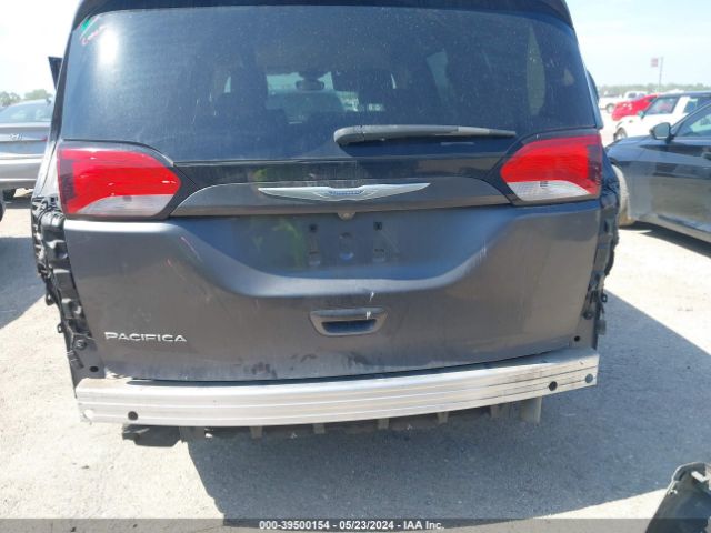 Photo 5 VIN: 2C4RC1BGXHR795123 - CHRYSLER PACIFICA 