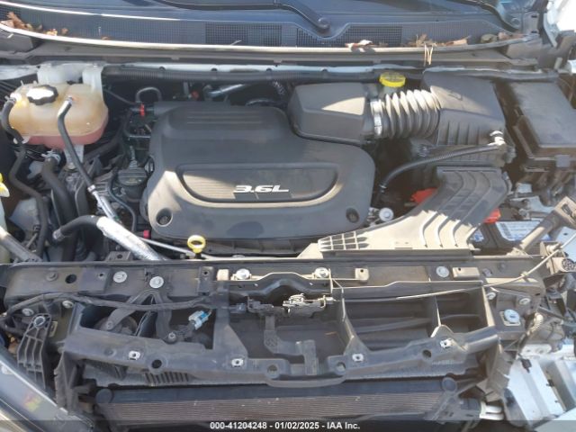 Photo 9 VIN: 2C4RC1BGXHR795526 - CHRYSLER PACIFICA 