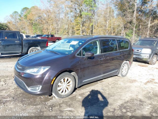 Photo 1 VIN: 2C4RC1BGXJR141681 - CHRYSLER PACIFICA 