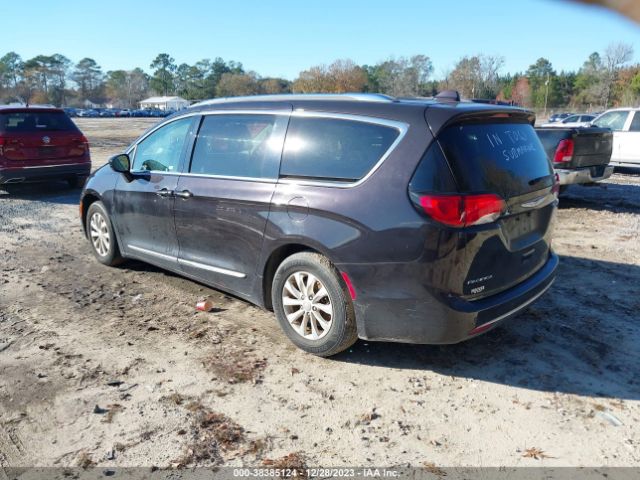 Photo 2 VIN: 2C4RC1BGXJR141681 - CHRYSLER PACIFICA 