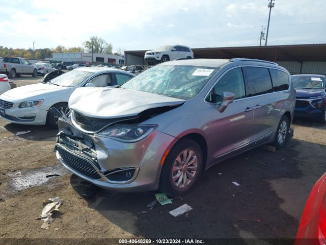 Photo 1 VIN: 2C4RC1BGXKR537367 - CHRYSLER PACIFICA 