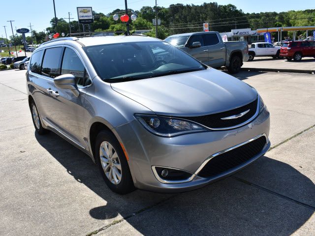 Photo 3 VIN: 2C4RC1BGXKR603674 - CHRYSLER PACIFICA 