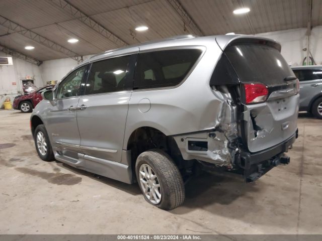 Photo 2 VIN: 2C4RC1BGXLR229455 - CHRYSLER PACIFICA 