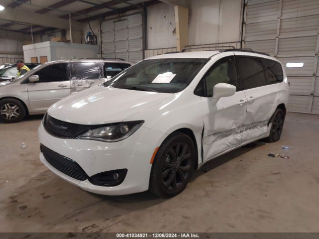 Photo 1 VIN: 2C4RC1BGXLR232582 - CHRYSLER PACIFICA 