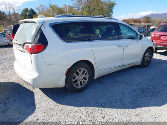 Photo 3 VIN: 2C4RC1BGXLR272189 - CHRYSLER PACIFICA 