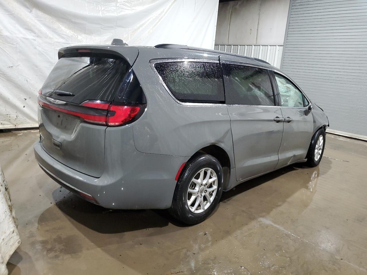 Photo 2 VIN: 2C4RC1BGXNR186108 - CHRYSLER PACIFICA 